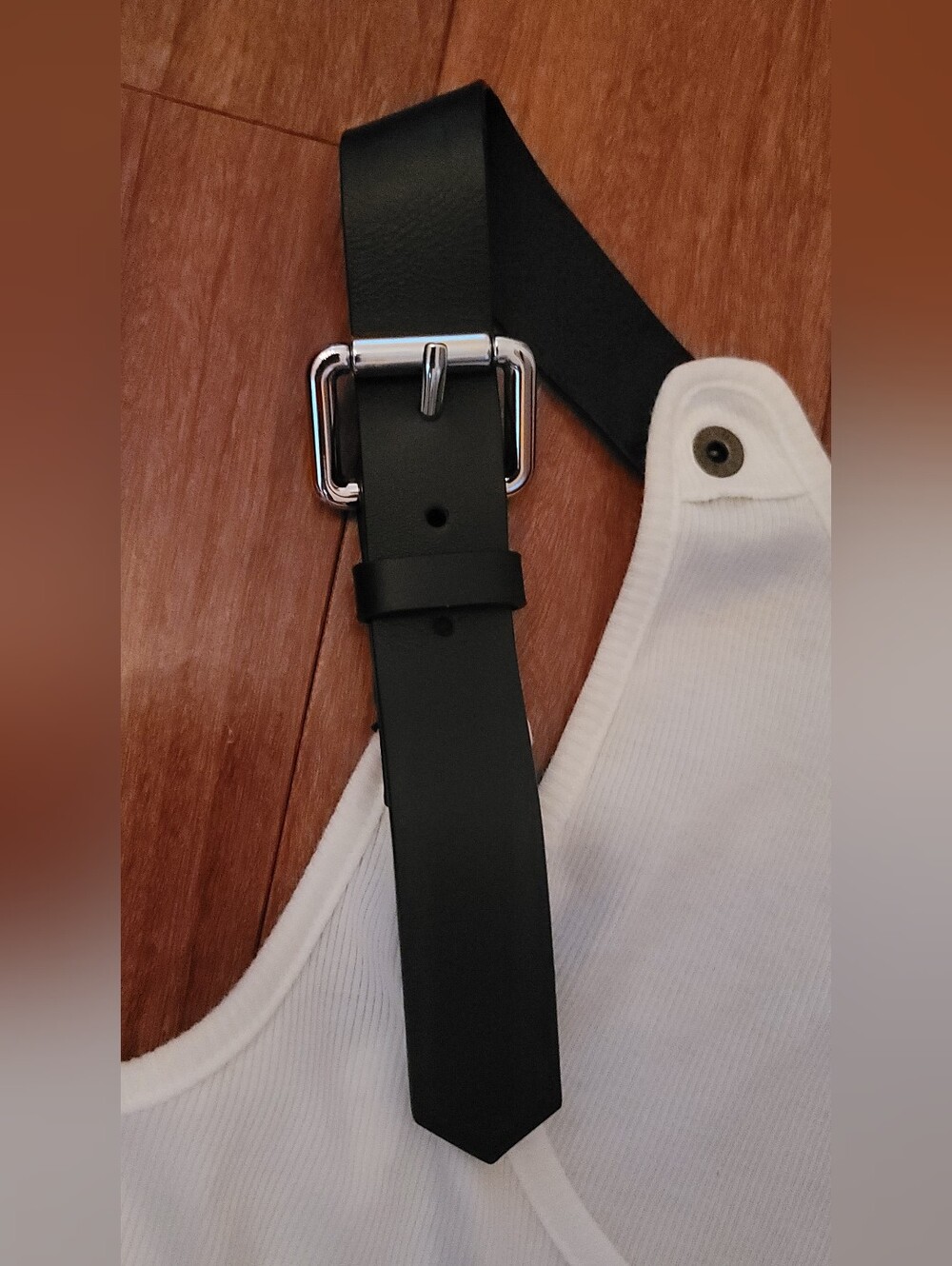 MONSE White Ribbed Tank with Black Buckle Straps Size S - Picture 3 of 6
